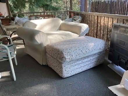 Photo of free Oversized chair and ottoman (Ponderosa Pines MHP) #1