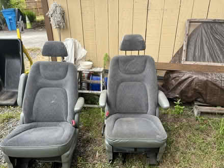 Photo of free 1997 Dodge Caravan Passenger Seats (Eureka) #1