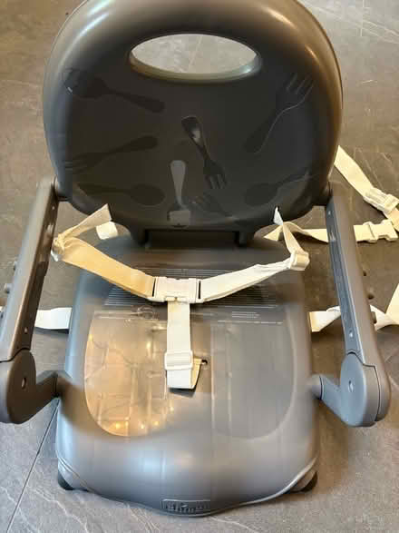 Photo of free Chicco pocket snack chair (Glenrothes KY7) #1