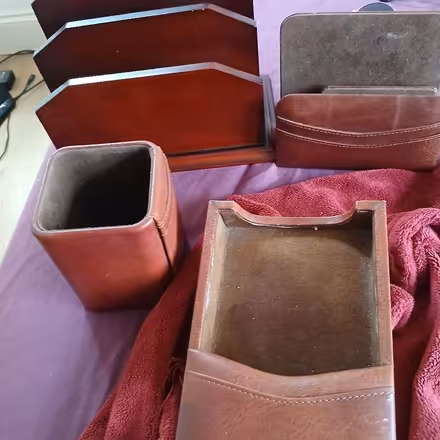 Photo of free 5 piece desk set (Bear Flat) #1