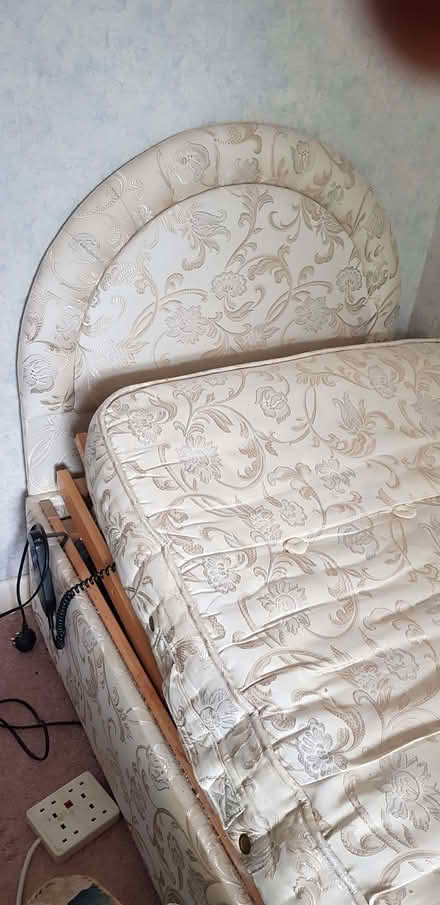 Photo of free Single, Electric Adjustable bed - fully working (Totteridge HW HP13) #1