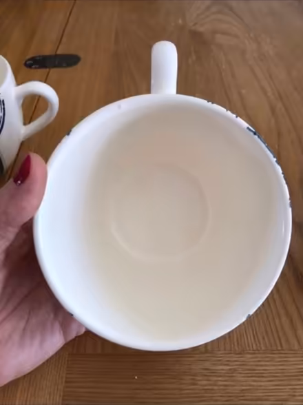 Photo of free Large Coffee/ Soup Mugs x 4 (Cheshunt En8) #3