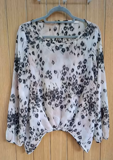 Photo of free Bundle of women's clothes - Size 12-14 (Boughton Monchelsea ME17) #2