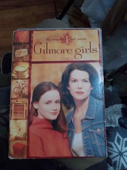 Photo of free Gilmore girls episode 1 (Brooklyn) #1