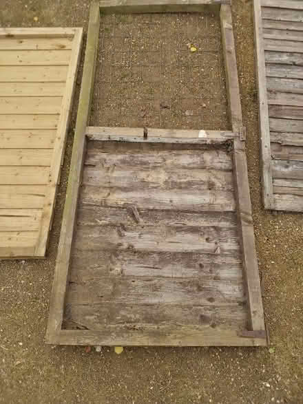 Photo of free Fence panel pieces (Welwyn AL6) #3
