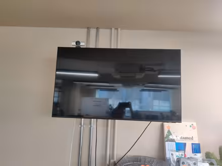 Photo of free Wall-Mount TV (Oxford Circus - W1B 3DG) #1