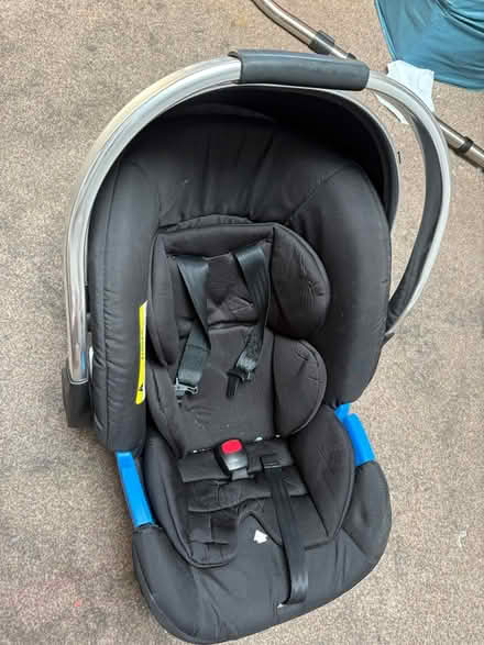 Photo of free Baby car seat (SE25 selhurst) #2