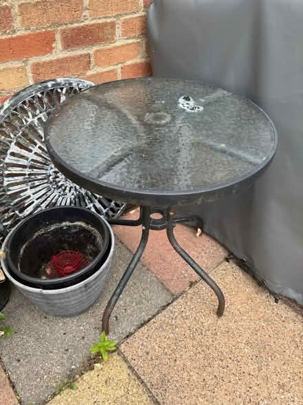 Photo of free Bistro table (Oxford OX33) #1