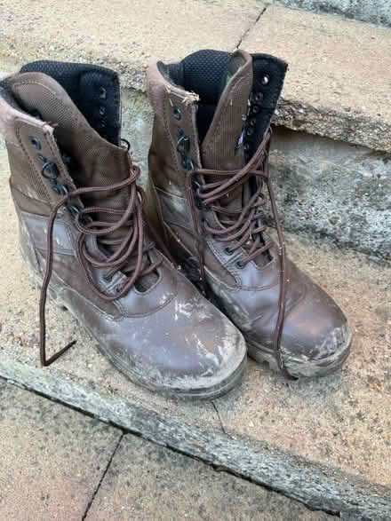 Photo of free Brown boots (Tunbridge Wells) #1