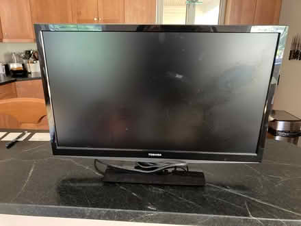 Photo of free 23” tv (Arlington Heights) #1