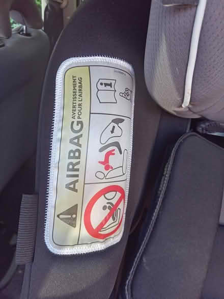 Photo of free Car seat (Fairfield Road, Burgess Hill) #4