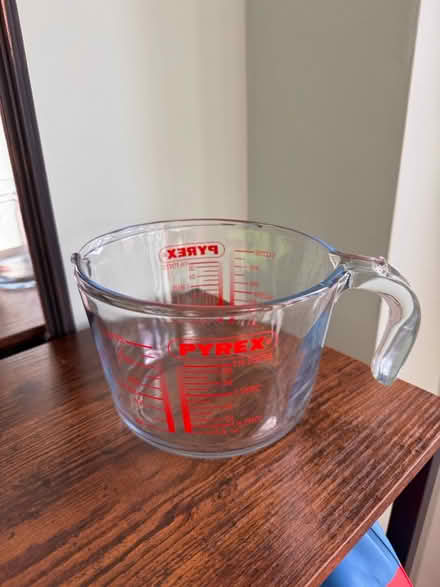 Photo of free Pyrex measuring jug (Cheadle Hulme SK8) #1
