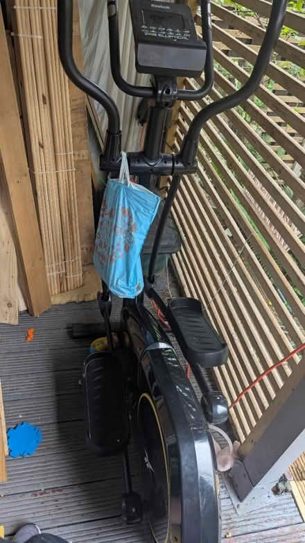 Photo of free Reebok cross trainer (L36) #2