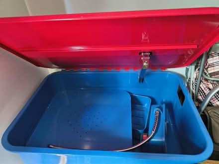 Photo of free Eye wash station (Jamaica, NY) #1