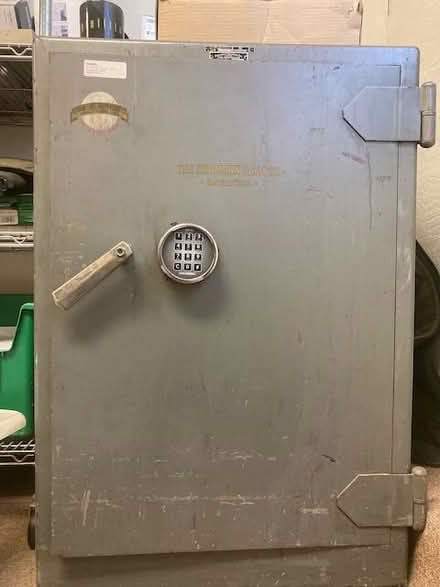 Photo of free floor safe (Marine View Ave/Old County Rd) #1