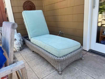 Photo of free Outdoor chaise lounge (Tiburon near police station) #1