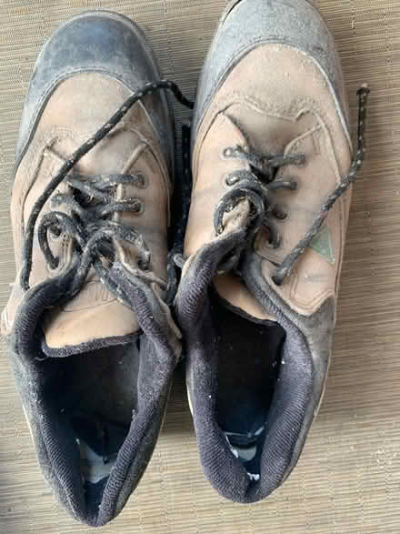 Photo of free Men’s Steel Toe Work Shoe 11W (South Brampton) #1