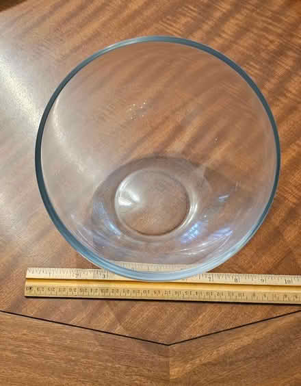 Photo of free Glass bowl (Issaquah) #1