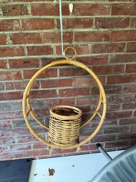 Photo of free Vintage hanging planter (Belmont) #1