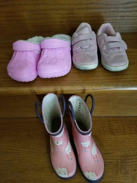 Photo of free Kid's shoes & rainboots (Centrepointe) #1