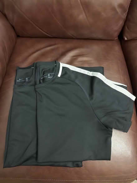 Photo of free Small men’s clothes (Common Edge FY4) #1