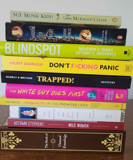 Photo of free Books - fiction + non, adult + YA (Adams Morgan) #1