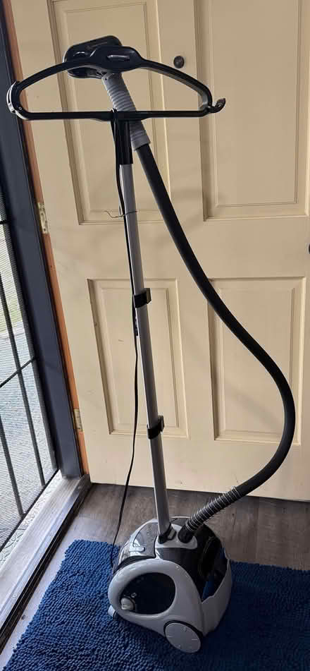 Photo of free Clothes Steamer (Marysville) #1