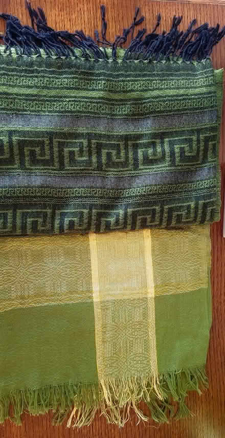 Photo of free Pashmina-style shawls (2) (Adams Morgan) #1