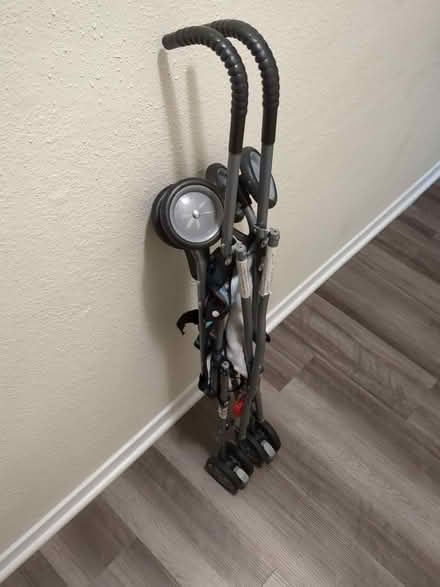 Photo of free Stroller (Bull Run) #4