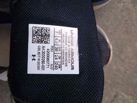 Photo of free Under Armour Trainers (DA12) #2