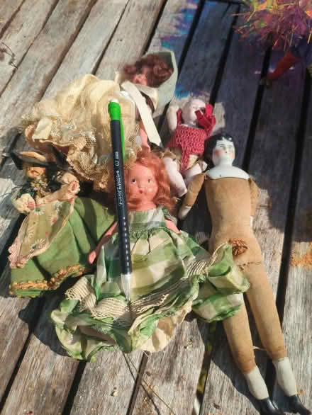 Photo of free Couple of antique dolls (Leonardo/Middletown) #2