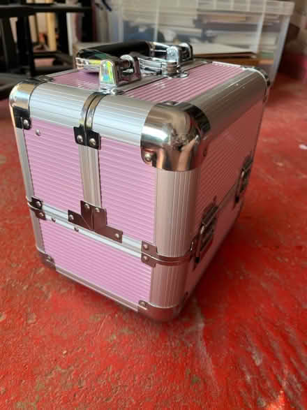 Photo of free Beauty box holder (Tunbridge Wells) #2