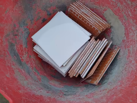 Photo of free Tiles (Newark NG24) #1