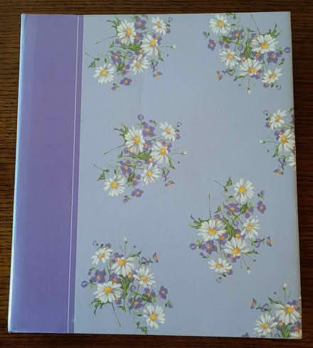 Photo of free Photo album - self-adhesive (Adams Morgan) #1