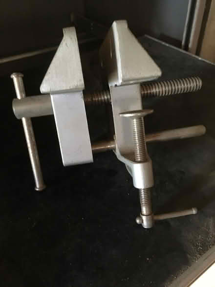 Photo of free Small vice (CO11) #1