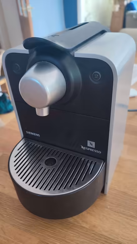 Photo of free Siemens Nepresso Machine - Faulty (PL12) #1