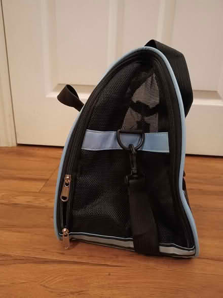 Photo of free Small Cat Carrier (LU7 Leighton Buzzard) #2