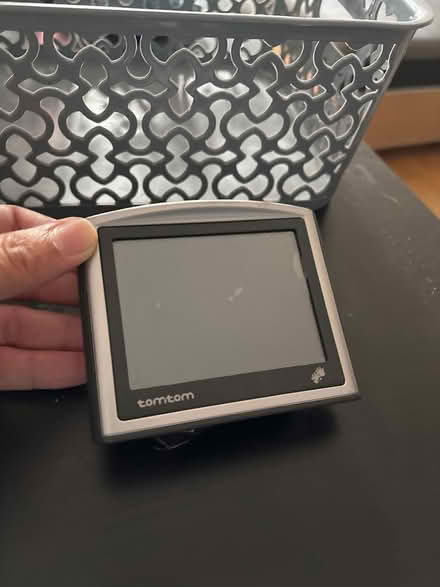 Photo of free TomTom car GPS (SW8) #1
