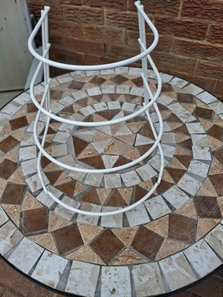 Photo of free 3-tier plate holder (SN25 Abbey meads) #1