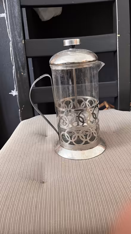 Photo of free French press (Highbury N7) #1