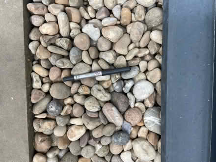 Photo of free Decorative stone pebbles (Bow e3) #1