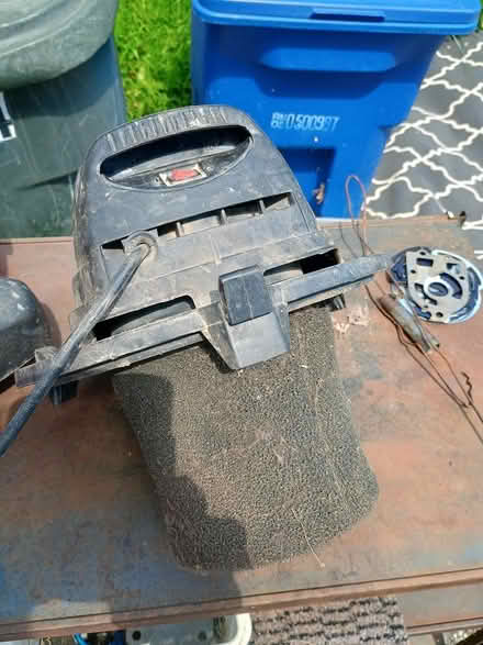 Photo of free 10 Gal Shop Vac (Newport News, Bruton Ave) #3