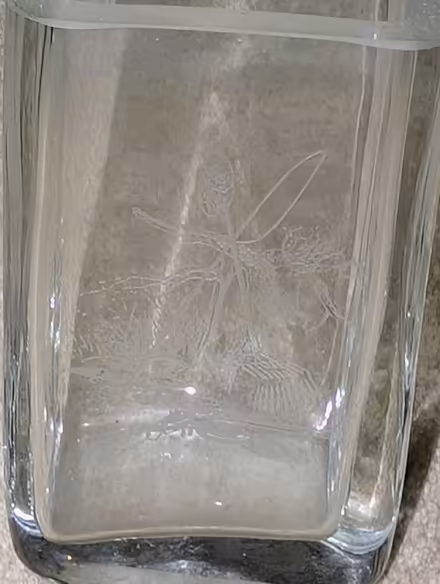 Photo of free Small glass rosebud vase. (AB22) #4