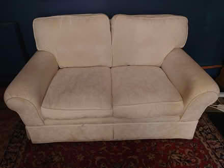 Photo of free Cream settee (Teignmouth) #1