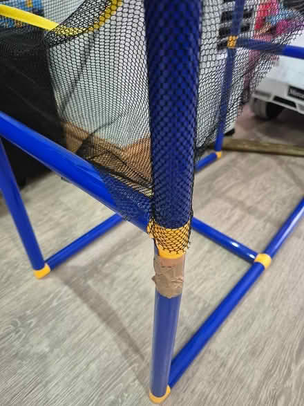 Photo of free Basketball hoop (UB5 Northolt) #3