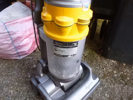 Photo of free Dyson hoover (CT12) #1