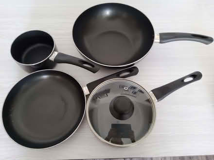 Photo of free Set Of Non Stick Saucepans (ME10) #1