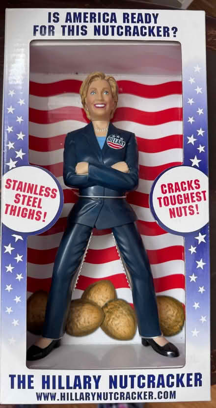 Photo of free nutcracker (CT13) #1