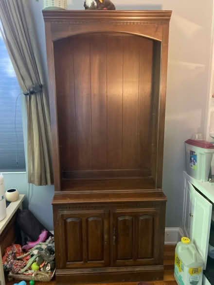 Photo of free Bookshelf hutch (1916 17th St NW) #1
