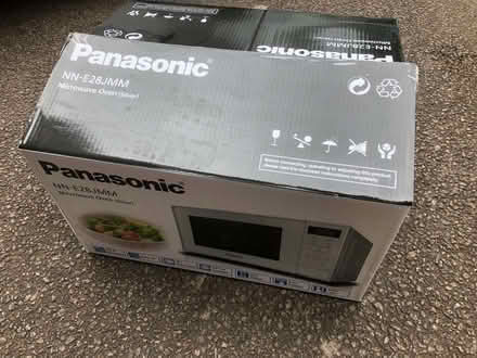 Photo of free Panasonic Microwave Oven (Whitnash CV34) #2